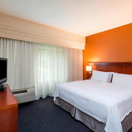 Courtyard By Marriott Atlanta Buford Mall Of Georgia Εξωτερικό φωτογραφία