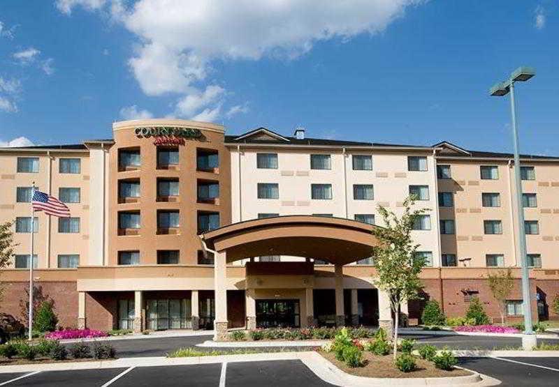 Courtyard By Marriott Atlanta Buford Mall Of Georgia Εξωτερικό φωτογραφία