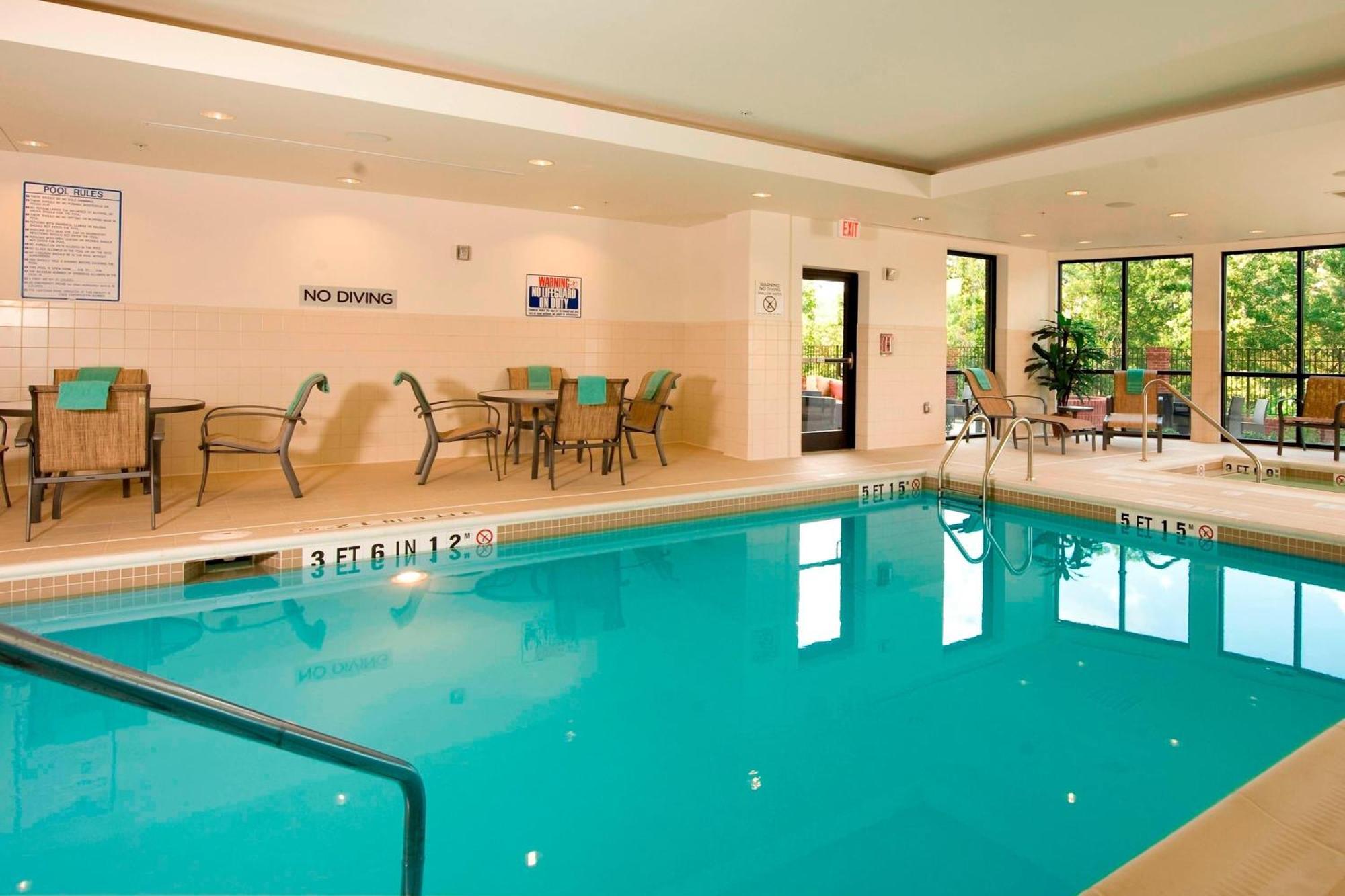 Courtyard By Marriott Atlanta Buford Mall Of Georgia Εξωτερικό φωτογραφία