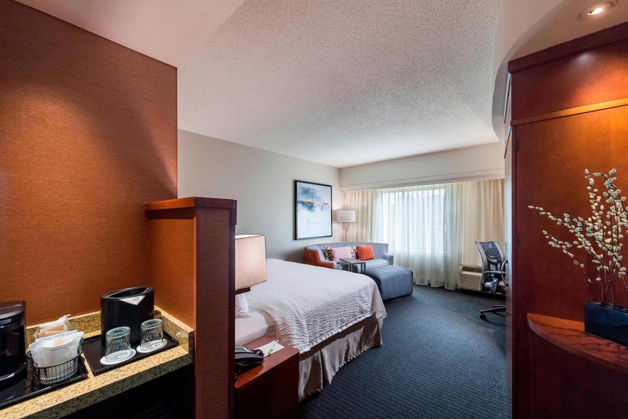Courtyard By Marriott Atlanta Buford Mall Of Georgia Εξωτερικό φωτογραφία