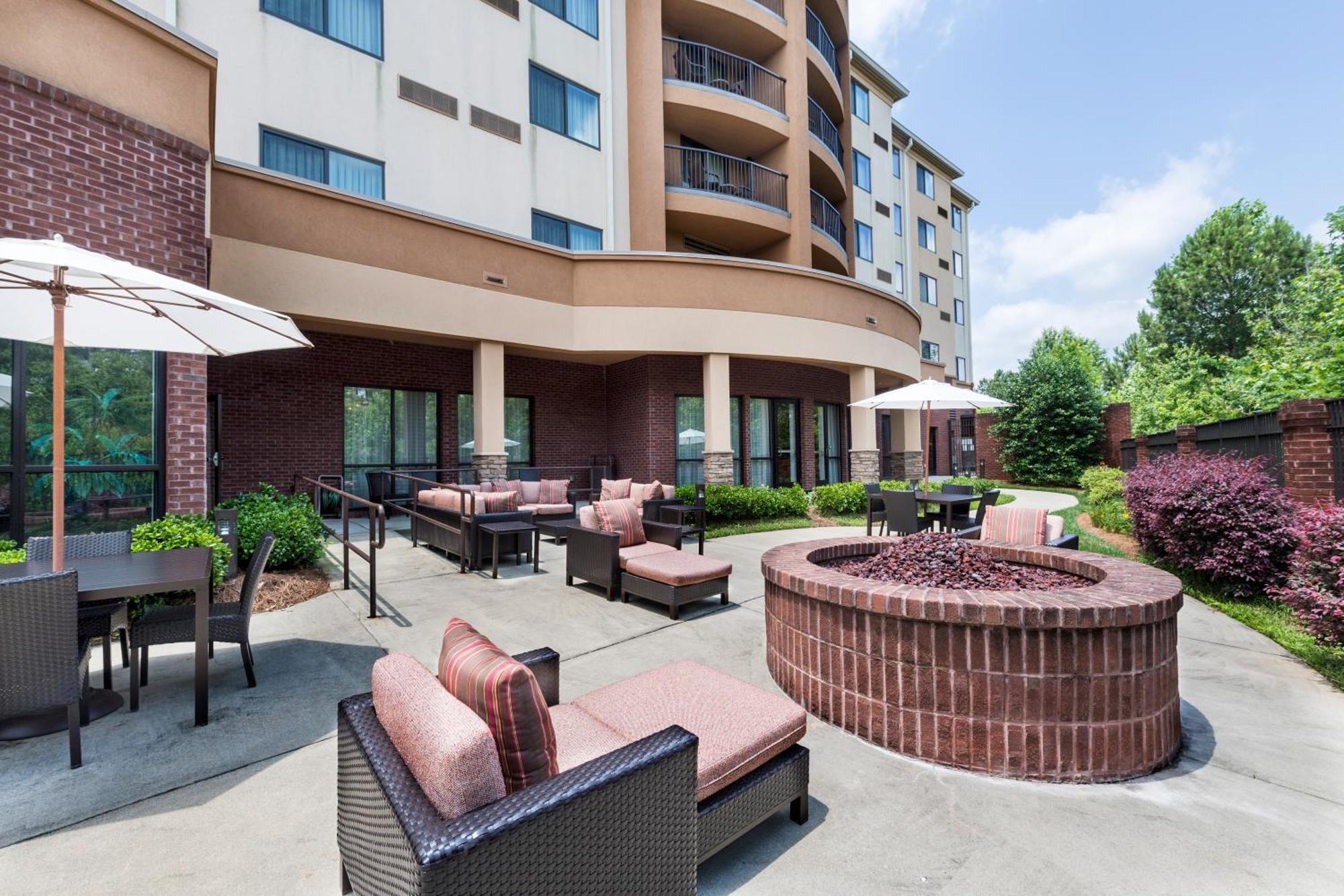 Courtyard By Marriott Atlanta Buford Mall Of Georgia Εξωτερικό φωτογραφία