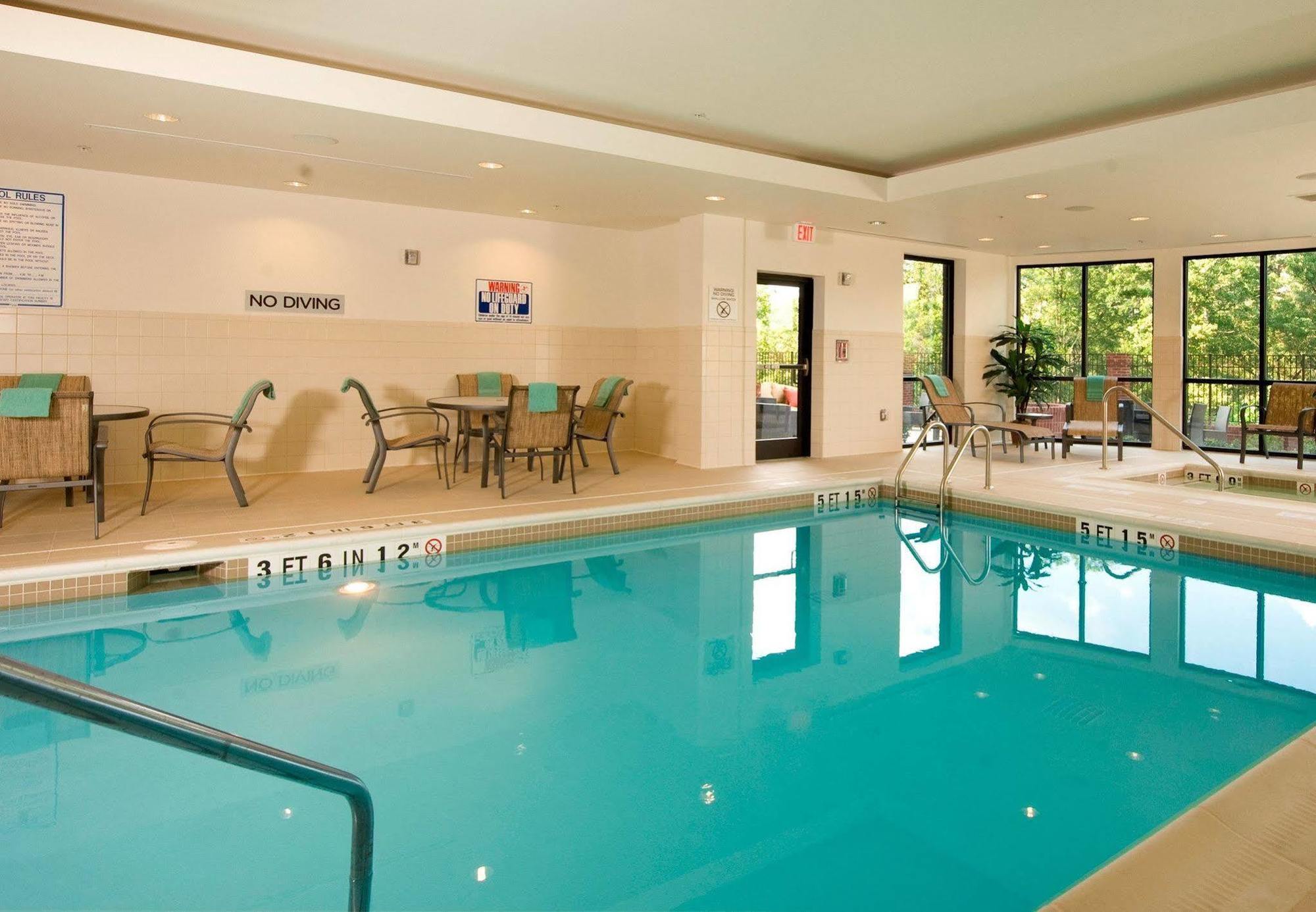 Courtyard By Marriott Atlanta Buford Mall Of Georgia Εξωτερικό φωτογραφία